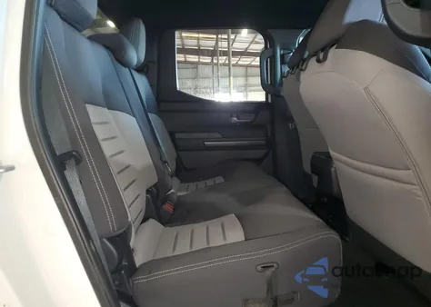 2024 Toyota Tacoma Double Cab z USA, uszkodzony, nr VIN 3TYKB5FN9RT013864